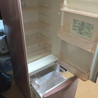 2ドア冷蔵庫の画像