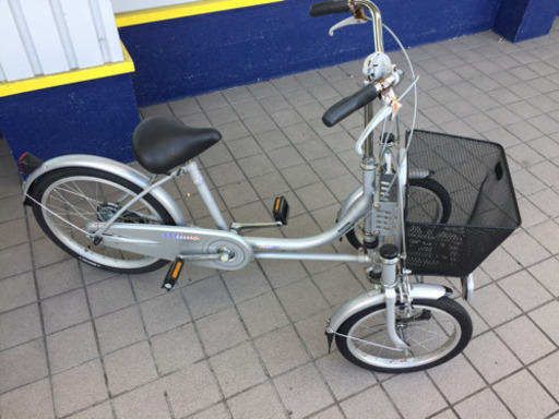 取りに来られる方限定!　BRIDGESTONE(ブリヂストン)の三輪自転車です!