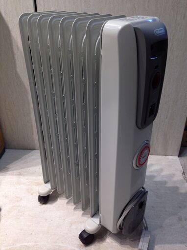 ★2510★DeLonghi　デロンギ　オイルヒーター　H770812EFS　暖房器具