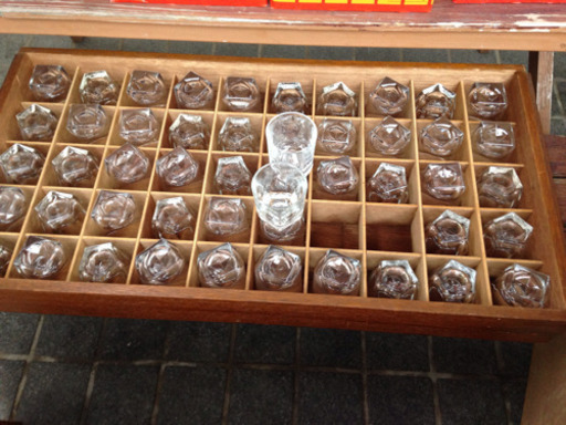 【値下げ】昭和レトロ グラス  50個  2種×25  アンティーク 箱付き