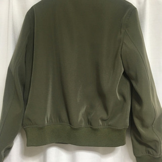 ロペピクニック  カーキ　ブルゾンの画像