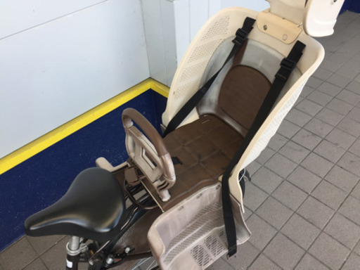 取りに来れる方限定！　BRIDGESTONE(ブリヂストン)の子供乗せ付自転車です!