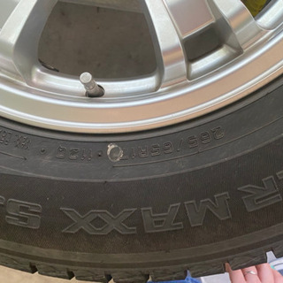 値下げ:スタッドレスタイヤ4本: 265/65R17