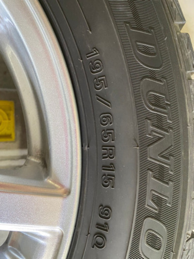 再値下げ:スタッドレスタイヤ4本195/65R15