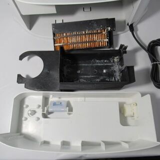 J1731/加湿セラミックファンヒーター/加湿器/暖房器具/～8畳まで/ホワイト/プラズマクラスター/シャープ/SHARP/HX-C120/格安/中古品/の画像