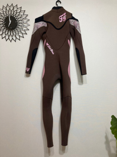 レディースウェットスーツ　セミドライ