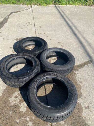 エスティマ・ＣＨ－Ｒ用　中古スタッドレスタイヤ　ブリザックＧＺ4本セット早い者勝ち