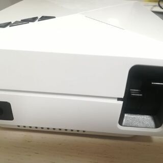 小型プロジェクター ABDTECHの画像