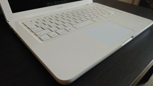 《状態良好》Apple MacBook 13インチ(白・ユニボディ) Mid2010年モデル【付属品完備】MC516J/A、A1342、2.4GHz Core 2 Duo、メモリ2GB、HDD250GB《値下げ交渉OK！》