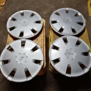 ダイハツ１２インチホイルキャップ