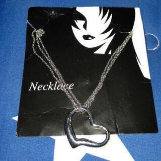 ハートネックレス&ハートブレスレットセット。