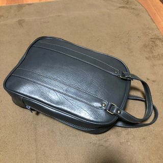 【取引終了】美品 シューズケース シューズバック レザータイプ ゴルフシューズ入れの画像