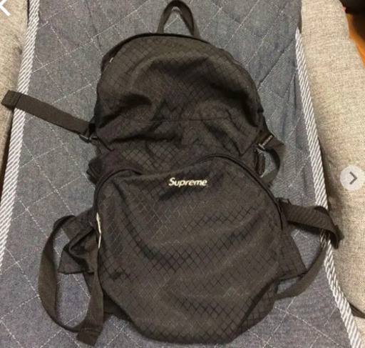 シュプリームバックパック