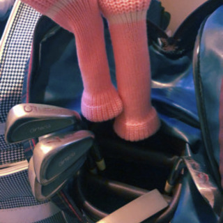 引き渡し者決定　ゴルフバック　手袋付き