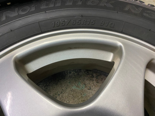195/65R15・PCD100-5H スタッドレスタイヤ　アルミホイール4本セット