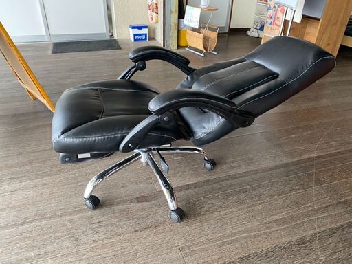 革製オフィスチェア8万円のシリンダー壊れて上下しません！だから5000円で売ります！取り置きしません。早い者勝ちです！