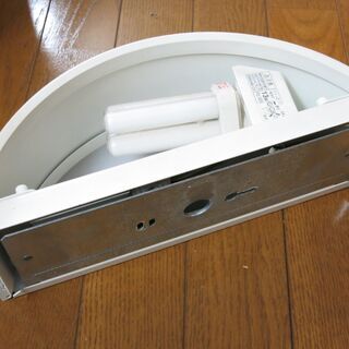 照明　蛍光灯の画像