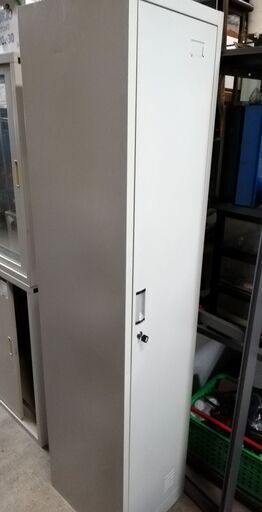 オフィス家具 1連ロッカー 鍵付き 幅約39 奥45 高185cm 収納 更衣室 会社 事務所 店舗 用具入れ