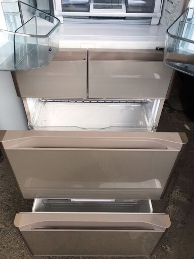 美品！！！　２０１８年製！！！　真空チルド搭載　日立　４３０Ｌ　６ドア冷蔵庫　　８９，８００円（税込み）