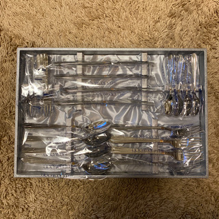 新品 ラッキーウッド  サントラル金彩　20pc ディナーセットの画像