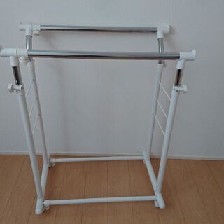 ハンガーラック