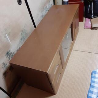テレビ台の画像