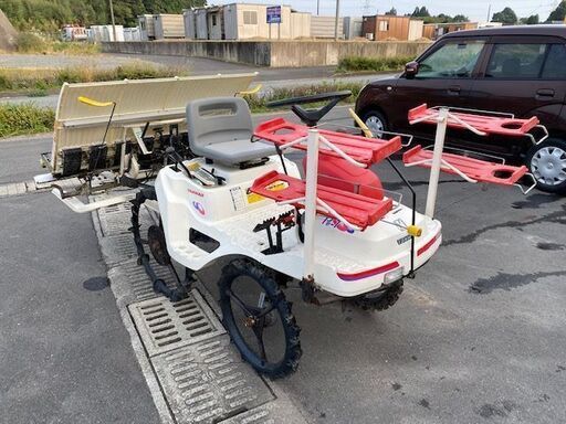 鹿児島市より！ヤンマー　乗用型田植え機！Ｐｅ-1！エンジン始動！リコイル式！4条！格安！