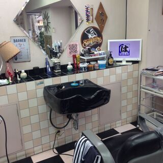 理容師　パート　アルバイト募集　ブランクがあっても大丈夫です! 技術者も同時募集！の画像