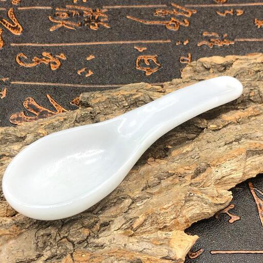 福袋 杓子 本翡翠 ヒスイ 緑色 誕生日プレゼント 天然石 魔除け 金運アップ 鑑別書