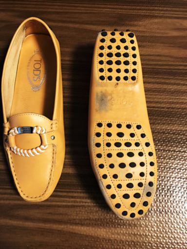 履きやすいTOD’s トッズのドライビングシューズ