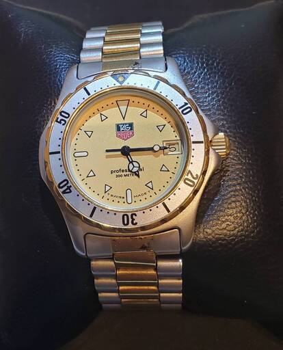 タグホイヤー TAG Heuer プロフェッショナル200 タグ・ホイヤー(TAG Heuer) アクアレーサー プロフェッショナル200