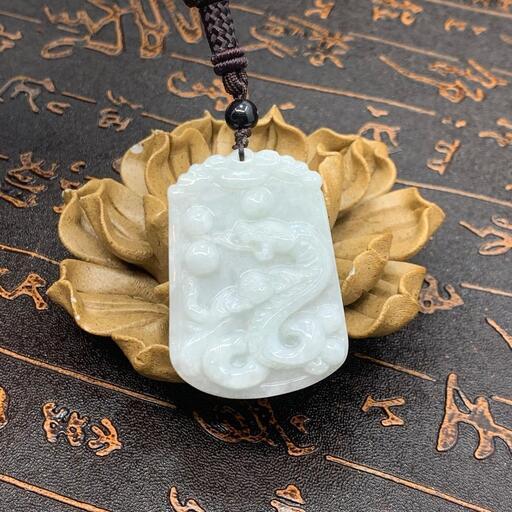 福袋 ネックレス 蛇 本翡翠 緑色 誕生日プレゼント 天然石 縁起物 本物保証