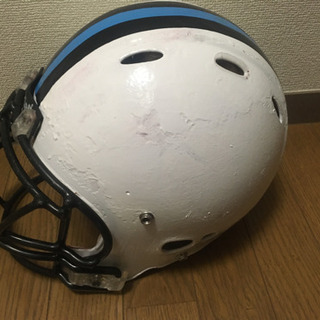 アメフトヘルメット　レボリューションの画像