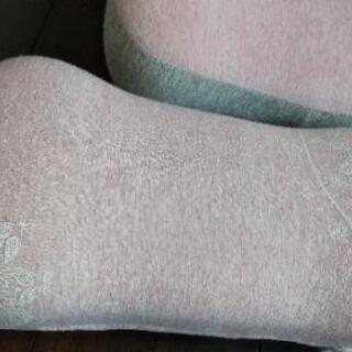 枕や腰掛け用途色々　2個セット