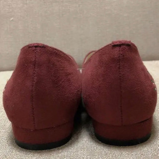 【お取引き決定】新品✴︎mare mare 花柄刺繍　フェイクスエードパンプス✴︎M バーガンディの画像