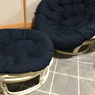 パパサンチェアとオットマンのセット
