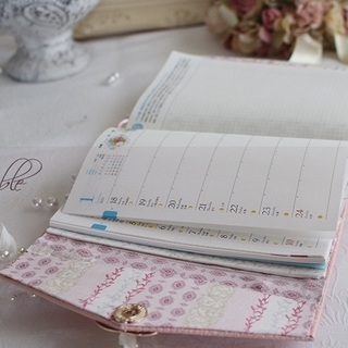 １作品でディプロマ取得。手帳カバーをカルトナージュで。の画像