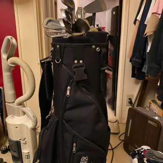 ゴルフクラブ、ゴルフバッグの画像
