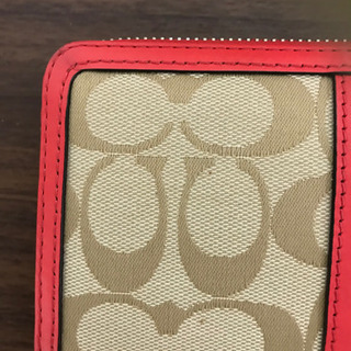 coach 長財布　赤の画像