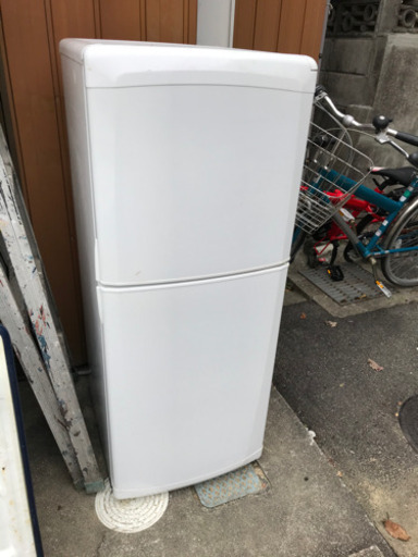 三菱ノンフロン冷凍冷蔵庫　MR-14N-W 136L 2007年製