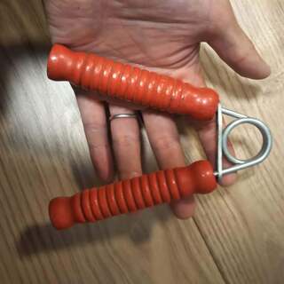 差し上げます　握力を鍛える道具