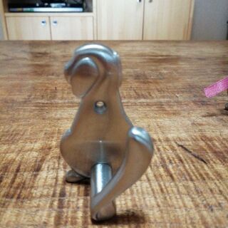 壁掛けフック　犬の画像