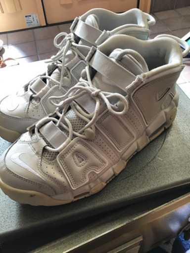 ナイキ　モアアップテンポ　27.5cm