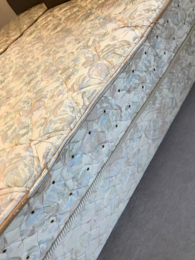 セミダブル、シングルベッド　55000円