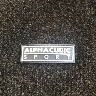 アルファキュービックのモールニットセーターの画像