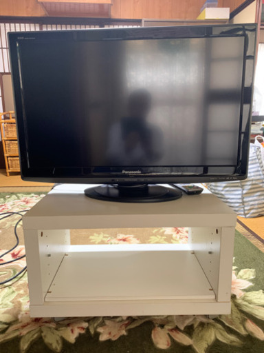 パナソニック　32インチテレビ