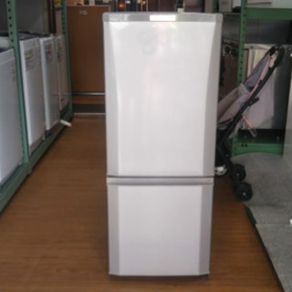 【リサイクルショップ八光　田上店　安心の3か月保証　配達・設置OK】三菱 146L 2ドア冷蔵庫（ピュアシルバー）【右開き】MITSUBISHI MR-P15C-S