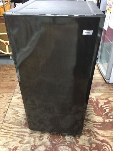 Haier 100L冷凍庫　JF-XP1U10E 扉に小さな凹みがあります。　今年中自社配達無料