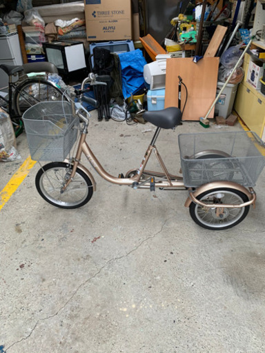 大人用三輪車　値下げしました