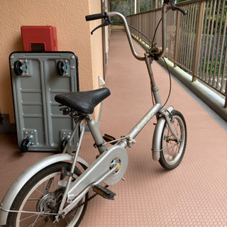 折りたたみ自転車　差し上げます『現在取引中』のためお返事遅くなりますの画像